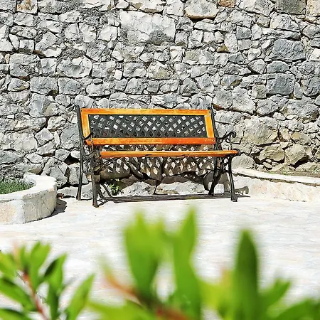 Villa Charming With Private Heatable Pool Nin