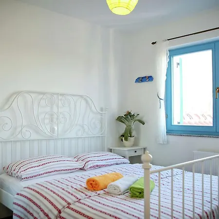 Villa Charming With Private Heatable Pool Nin