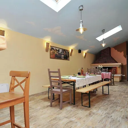 Charming Villa With Private Heatable Pool Nin