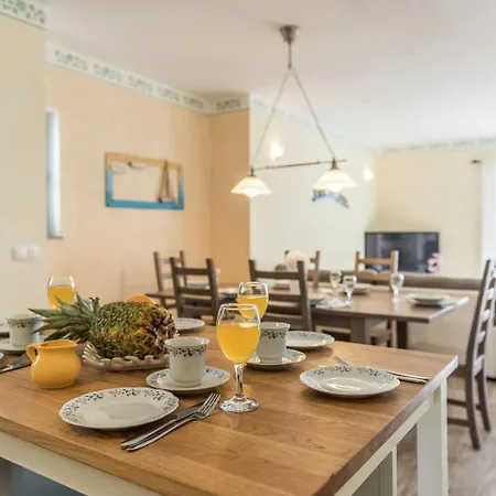 Charming With Private Heatable Pool Villa